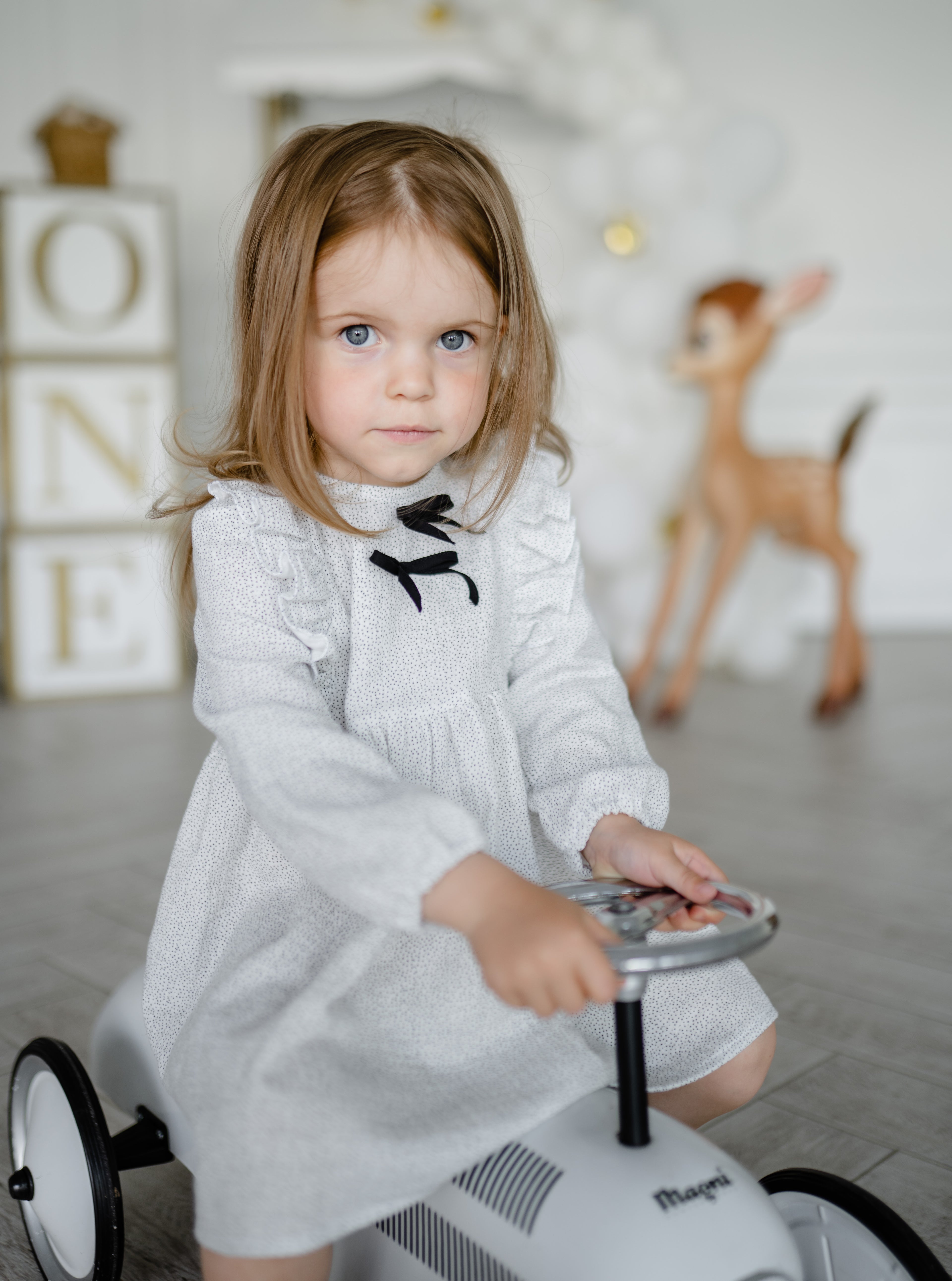 Juna mit Maschen (sand)