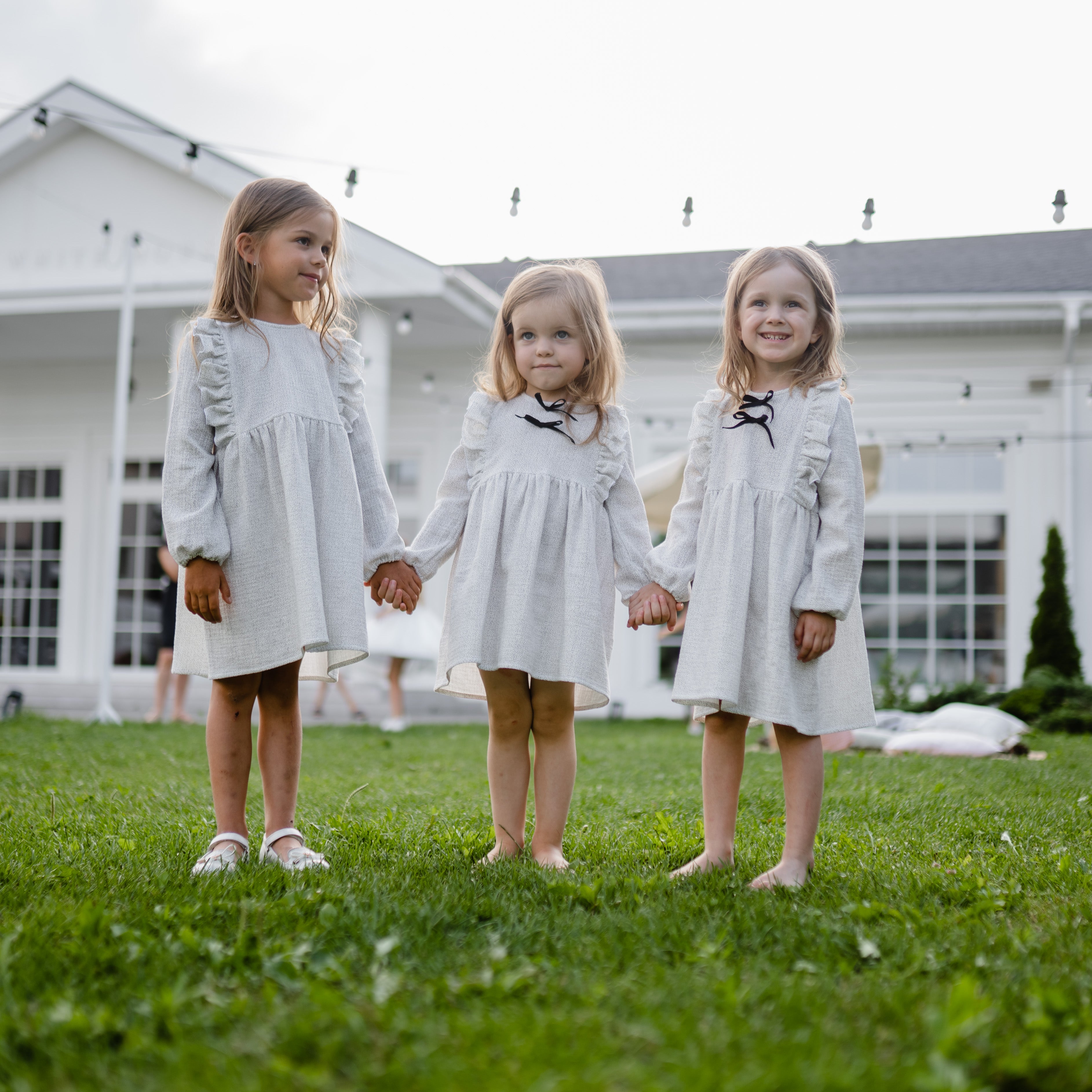 Juna mit Maschen (sand)