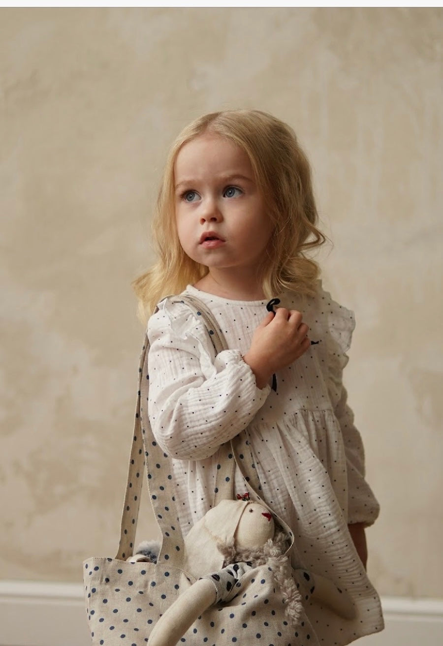 Juna mit Maschen (Punkte)