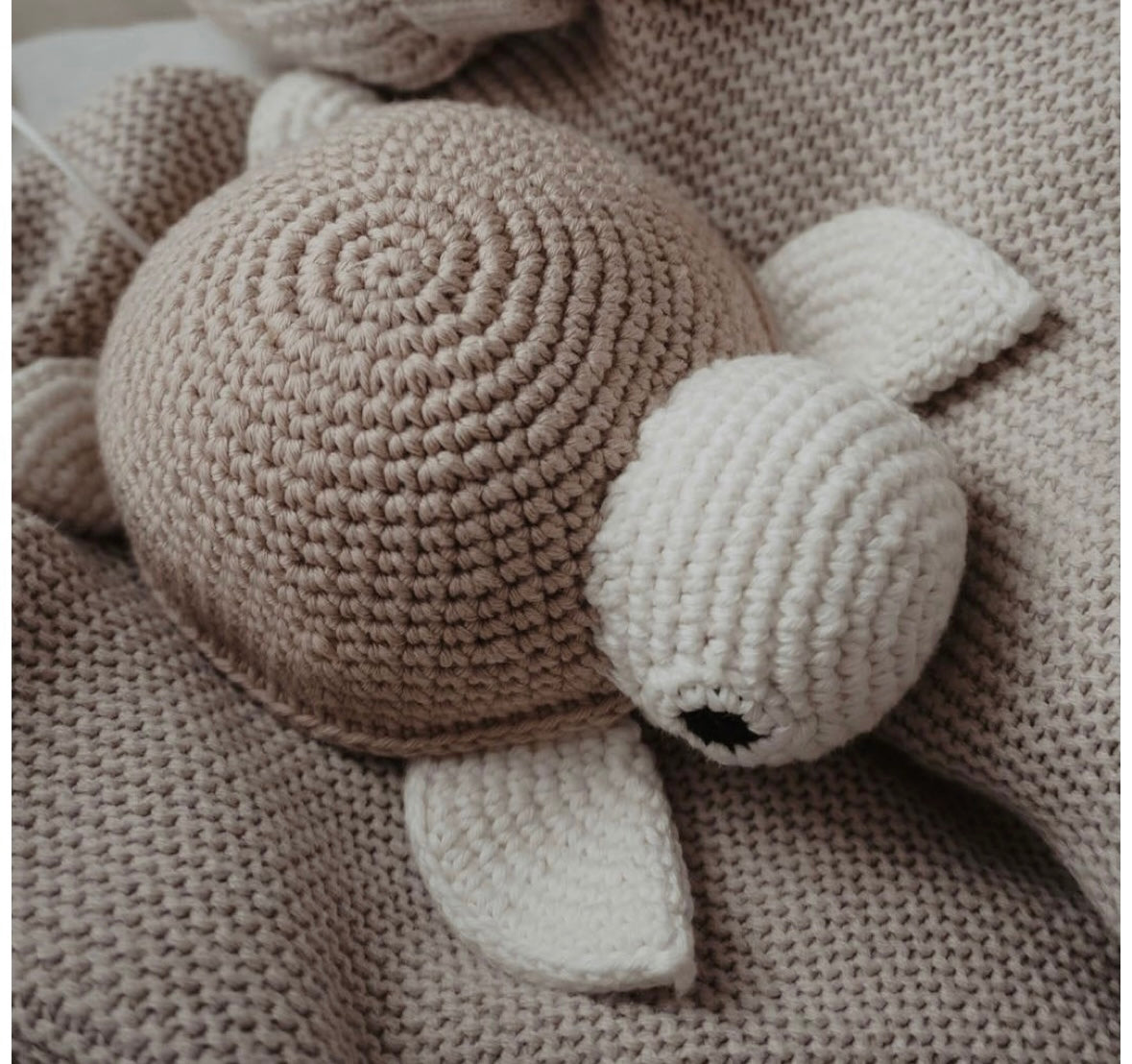 Kuscheltier gehäkelt Schildkrotte