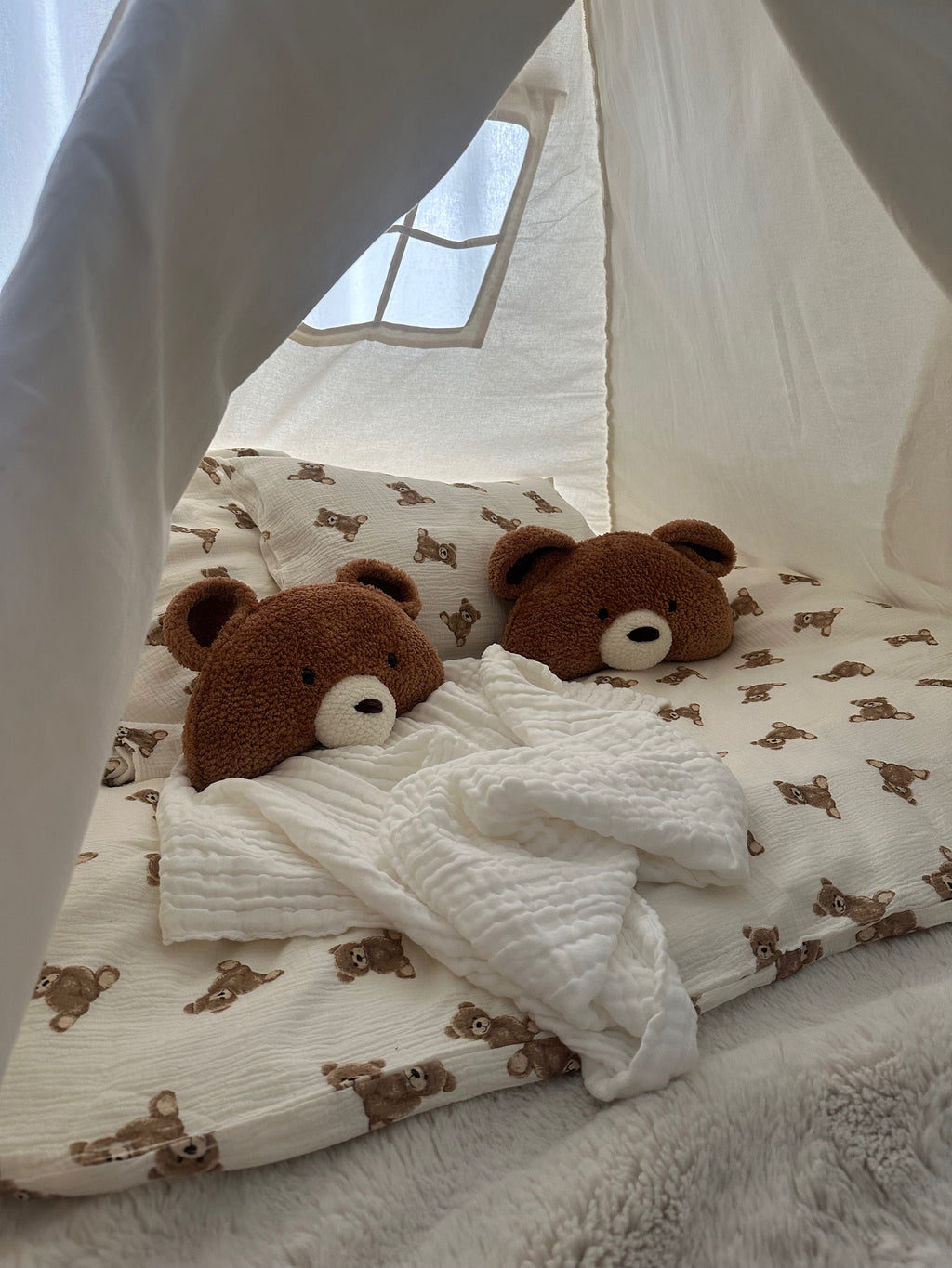 Teddy cushion Bam Bam