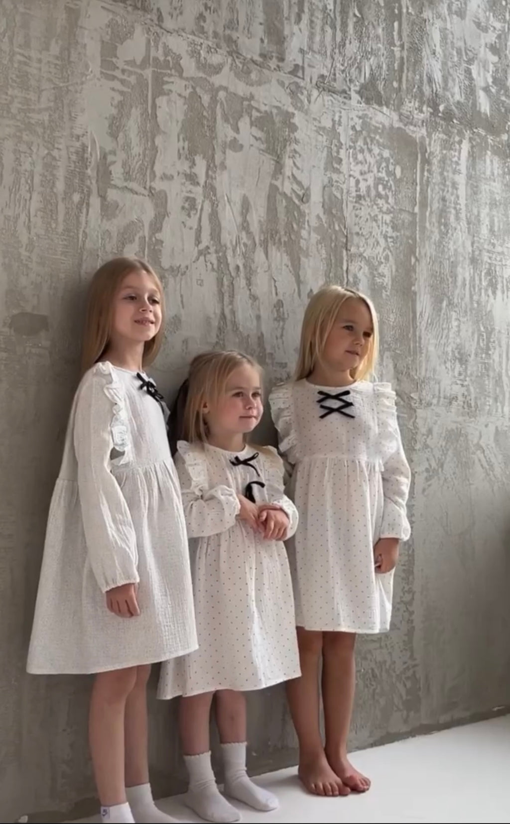 Juna mit Maschen (sand)